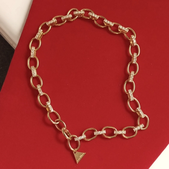 Serafina Timeless STUNNING Gold Cable Chain with CZ between links - Picture 4 of 10